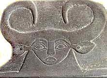Hoofd van de koegodin Bat op het palet van Narmer