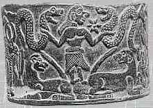 Soemerische schaal, van ca. 2700 jaar v.o.j. De godin, die wordt geflankeerd door leeuwen en slangen, wordt wel geïnterpreteerd als Nammu of Tiamat